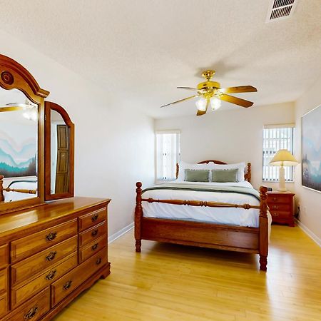 Sunset Breeze Villa Butler Beach Exterior photo