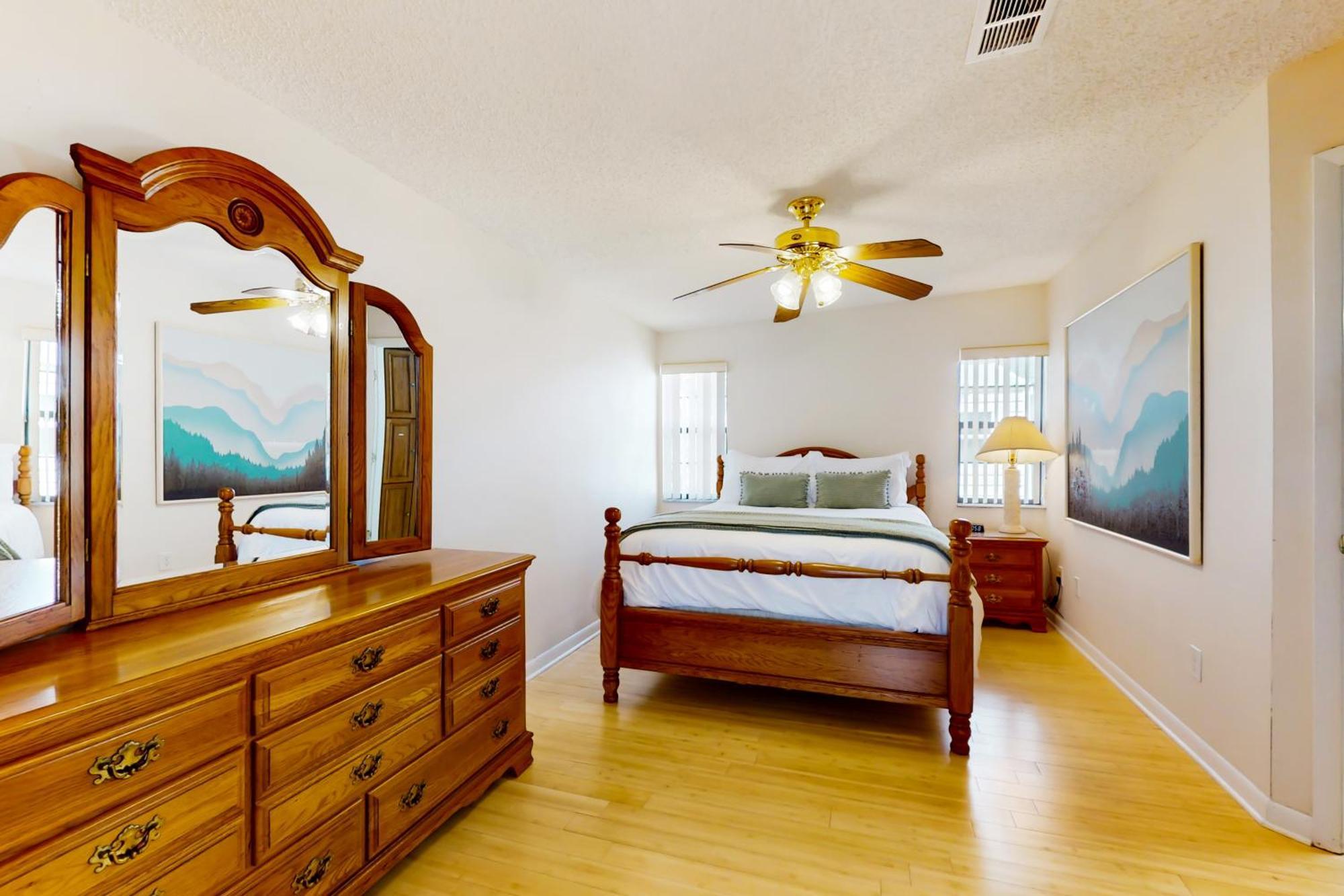 Sunset Breeze Villa Butler Beach Exterior photo
