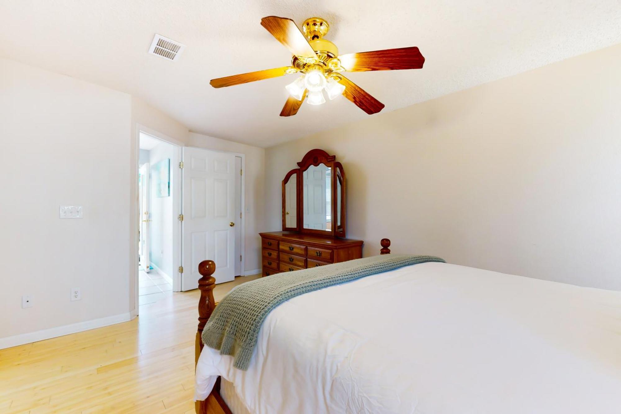 Sunset Breeze Villa Butler Beach Exterior photo